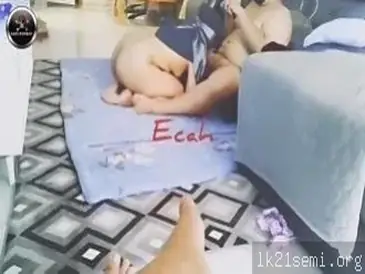 Tante Jilbab Biru Mata Tertutup Colmek Buta Ganas Lumer poster